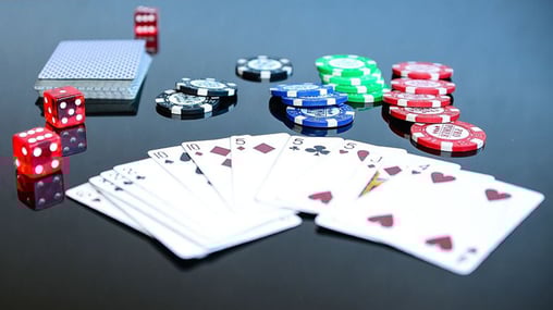 5-card-games-to-play-during-your-shift